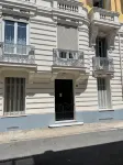 Seafront apartment on the Promenade des Anglais 費布倫住宿飯店