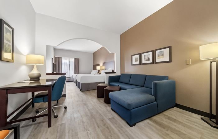 Comfort Suites