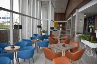 Holiday Inn LIMA AIRPORT by IHG - Pet friendly