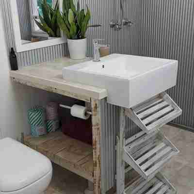 Beach pad with a modern touch in the heart of Iluka Rooms