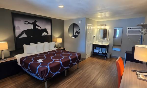 Super 8 by Wyndham Sonora