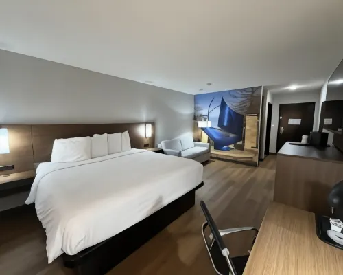 Clarion Pointe Addison Dallas North Hotels in Addison