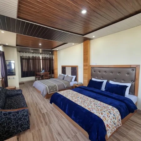 Forest Vibes Kalatop Rooms Restaurant