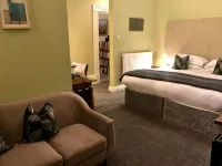 Westwood House - Homestays