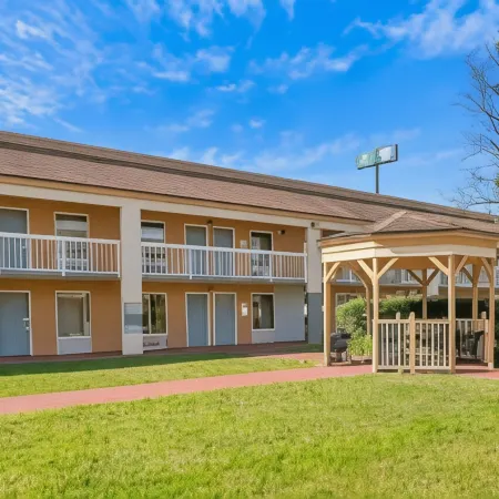 Quality Inn Kingsland