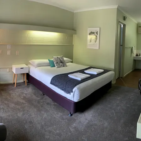 Finley Country Club Hotel Motel