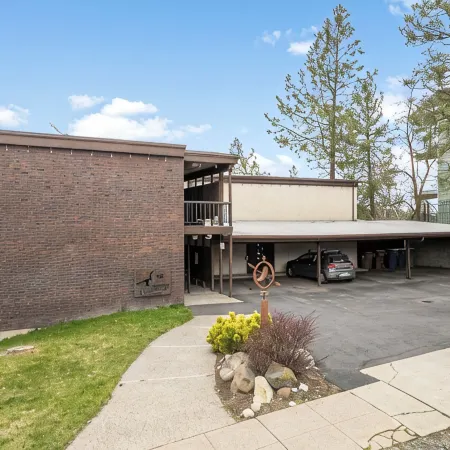 Penthouse in Browne’s Addition – 3Br/3BA, Views, Sauna, Two Balconies, 2,400 SF,