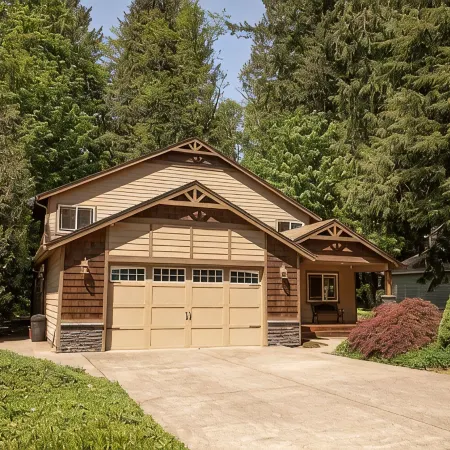Mt Hood Village! Close to Golf and Skiing. Hot Tub+Dog Friendly