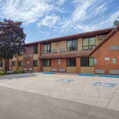 Motel 6 East Syracuse, NY - Airport Hotel Exterior