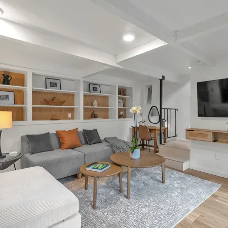 Stunning Neighborhood Home Walkable to Downtown Mill Valley
