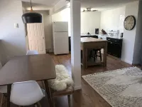 Newly Remodeled Spacious Downtown Apt blocks away from Lake Superior - Condos