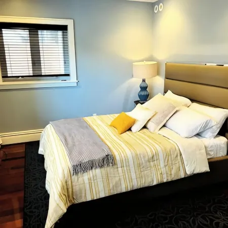 MODERN SPACIOUS 2-BR BEST LOCATION IN ALLENTOWN