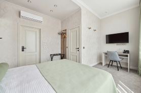 Tretyyakov Hotel