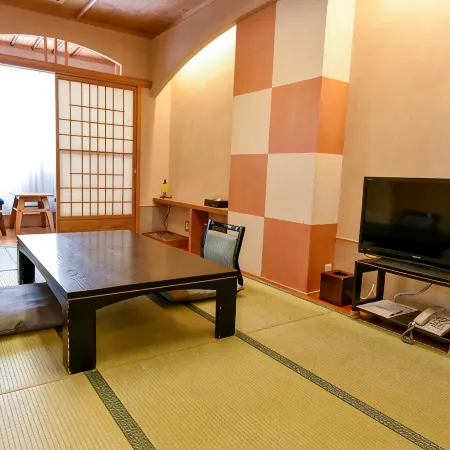 Hamazen Ryokan