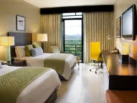 Summit Rainforest & Golf Resort Hoteles en Ancón