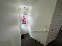 Quiet and modern 2 bed 1 bath apartment with changing sand table - 3-Star
