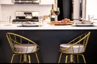 Boston 2 level luxury home, Free Parking, 5 mins to casino & 10 mins to airport - 3-Sterne
