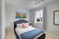 Luxury condo with a beachy Bahamian twist! - 홈스테이