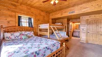 Serenity Mountain Retreat