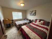 Juniper Townhouse #4 Hotel di Mitchell