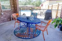 Pool, Hot tub, Kid & Pet Friendly! Near Lake, CLEAN - Uima-altaat