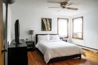 Entire House, Sleep 12, Garage, Fully Fenced Backyard - 3 tähden