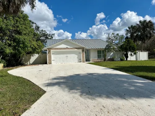 3B2BA house in Palmetto W/Pool & Movie Room - Swimmingpools