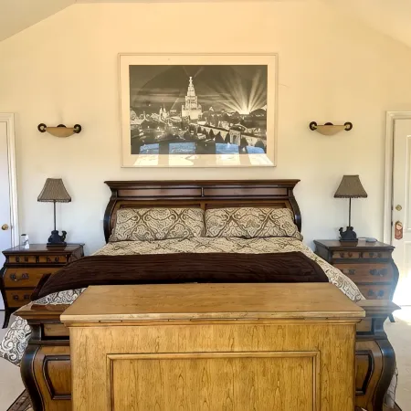 Take in the San Francisco views at this quiet oasis!