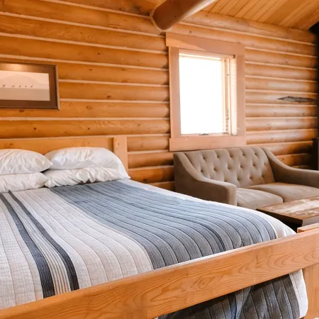 Grizzly Bear Cabin #7 at Gallatin Canyon Cabins