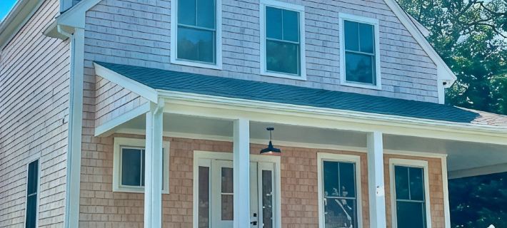 Charming 3-bedroom w/loft.New Construction home with AC,WiFi. Short walk to town Hotele w: Oak Bluffs