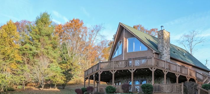 Luxury Mountain Lodge: Hot Tub and Incredible Mountain Views ネルソンのホテル