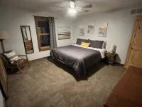 15 minutes from Fort Leonard Wood-rustic A-frame nestled on 5 acres - 3-stjärniga