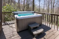 Suzie's Luxury Cabin Asheville Hot Tub  Views  nr Biltmore - Chalets
