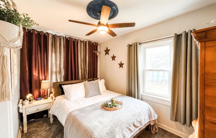 Cozy home with the right amenities for your visit to our sweet town.