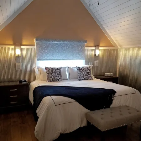 Lucy's Loft above the Nashville Fudge Kitchen in the heart of Nashville, Indiana