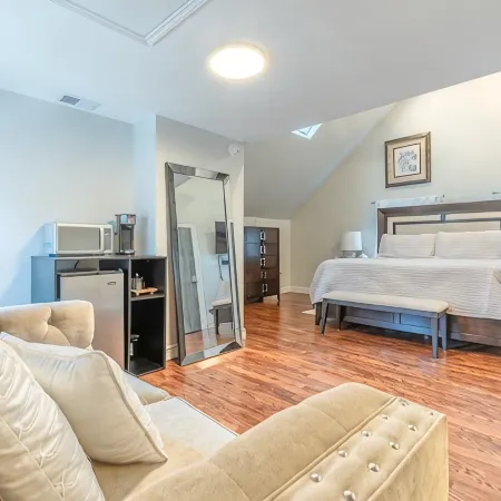 Beautiful cozy loft in Montclair, NJ