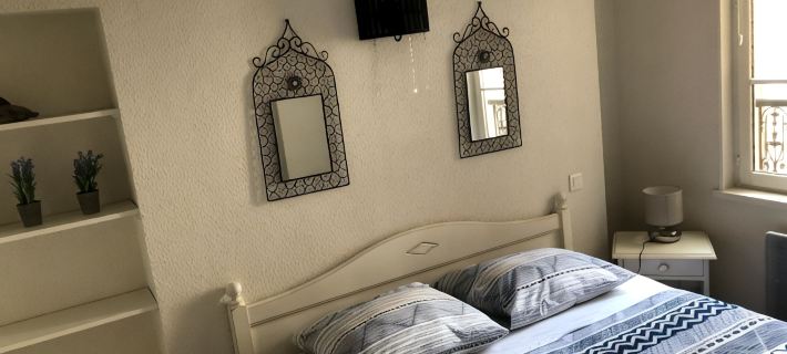 Le Charmant Zola Hyper Centre classé Hotels in Troyes