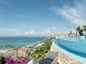 Pinnacle Resorts 179 - Adults Only