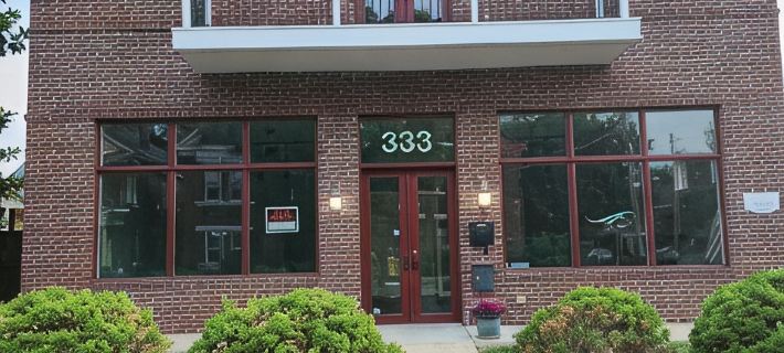 DOWNTOWN 2ND FLOOR LUXURIOUS CONDO 3 BLOCKS OFF BROADWAY IN A QUIET NEIGHBORHOOD Hotéis em Paducah
