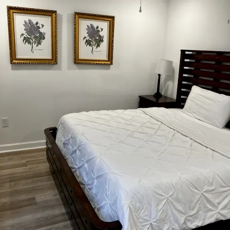 1147 NEW Cozy 2 Bedroom Condo on Mobile Bay