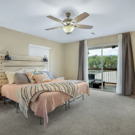 Amazing Updated Ledges Condo-- Lakefront 3 BR/2BA Unit w/ Cove View