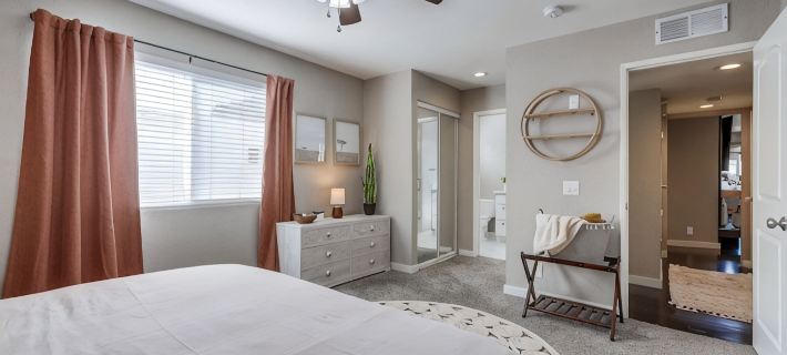 Contemporary Coastal Retreat with Private Patio Hotele w: San Clemente
