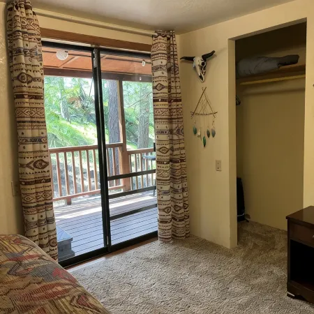 3 Little Bears - GREAT location; secluded feel!
