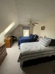 Entire house in Wells, ME nestled in a quiet neighborhood a mile from the beach. - Bungalows