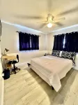 Universal City 4Br Pool Home for Construction Crews, Projects & Corporate Stays - Wi-Fi