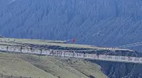 Elong Wanguo Hotel (Karamay Dushanzi Duku Highway) - con vista montagne
