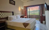 Spencer Green Hotel Batu - Uima-altaat
