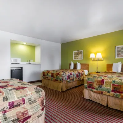 Econo Lodge Madison East Các khách sạn gần Sân thượng Memorial Union