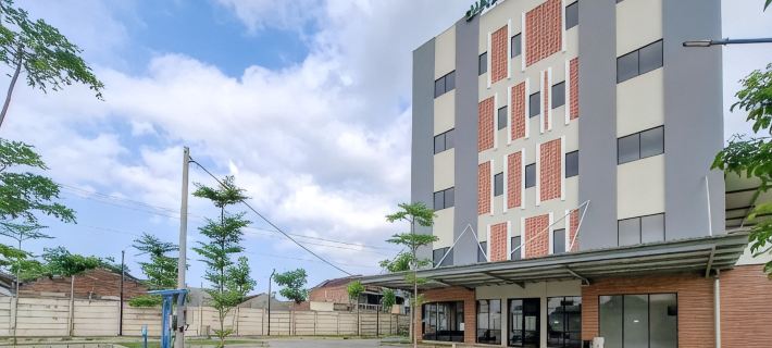 Sans Vibes D Nawasena Solo Baru Hotels in Grogol