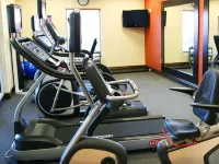Hampton Inn & Suites by Hilton Moncton - Phòng Gym